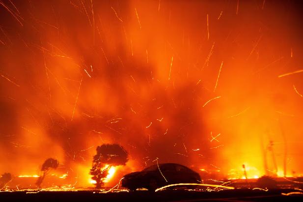 Californië: Vuur in de Hollywood Hills, LA getroffen door ‘de grote brand’