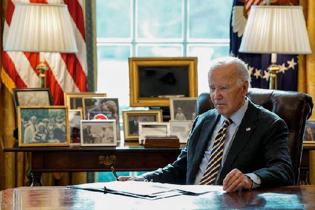 In zijn afscheidsrede verklaarde Biden dat de Verenigde Staten ‘sterker’ zijn op het wereldtoneel. Deze verklaring benadrukt de positie van