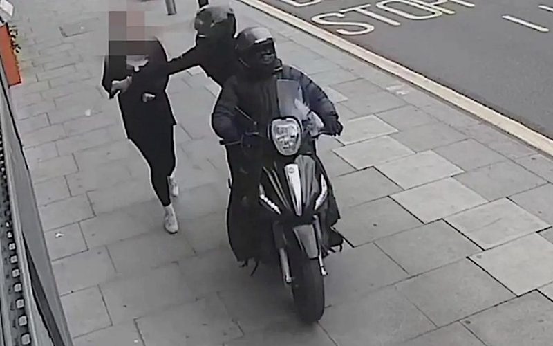 Londen bestrijdt straatroven van telefoons: al 230 aanhoudingen in één week