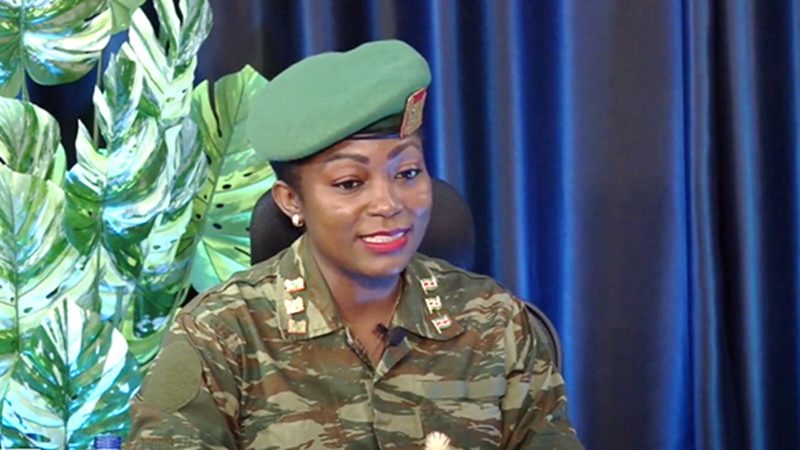 Amafo: “Deze dame heeft een schone lei”