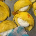 Afbeelding van de onderschepte cocaïne in fruit.