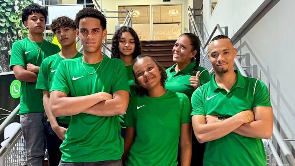 Team Suriname vóór vertrek naar Guatemala