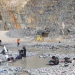 Afbeelding 1: Illegale goudwinning in Zuid-Afrika