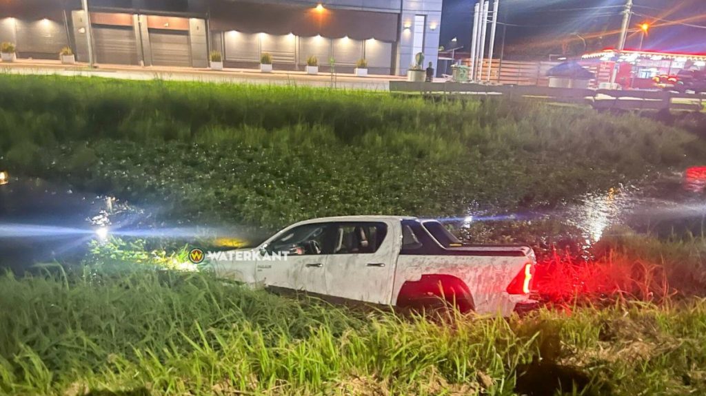 Ongeval met Toyota Hilux op Ringweg-Zuid in Suriname: Politie Onderzoekt