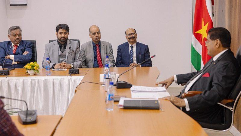 Ondernemersgroep uit India toont investeringsinitiatieven