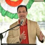 Minister Riad Nurmohamed, bron: SUN WEB TV