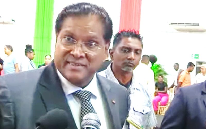 Santokhi: “Ik ben een president voor de toekomstige generatie”