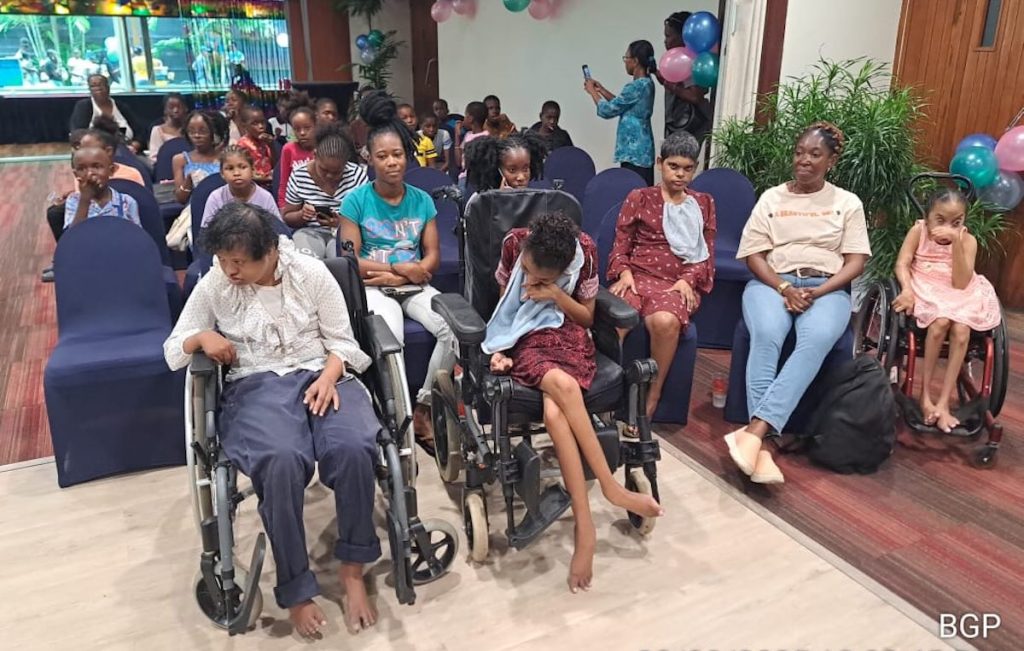 SWS Organiseert Onvergetelijke Dag voor Kinderen in Suriname