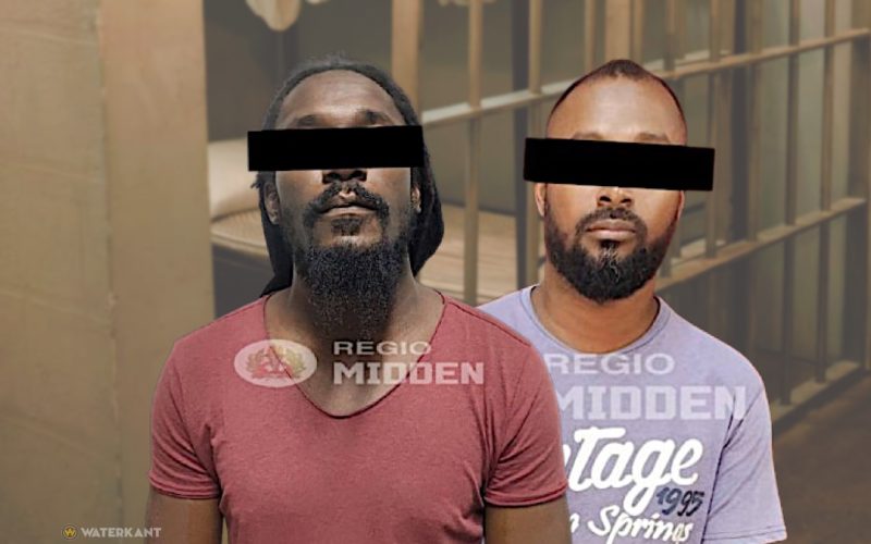 Twee mannen op het scherpst van de snede aangehouden tijdens drugsverkoop in Lelydorp