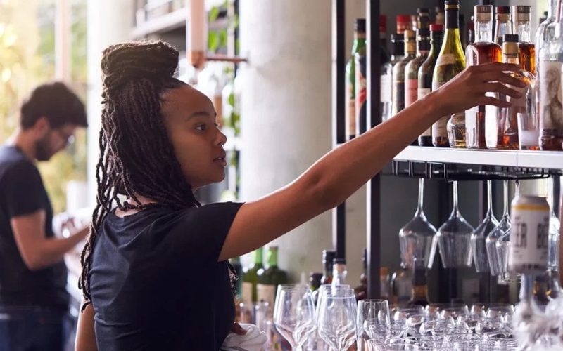 Gen Z Kiest voor Gezondheid: Suriname Volgt het Voorbeeld