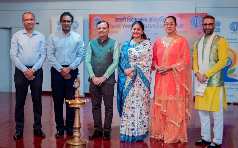 75 jaar Indiaans Raad voor Culturele Betrekkingen herdenkt