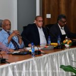 ravaksur plus vakbond onderhandelingen president suriname 2025
