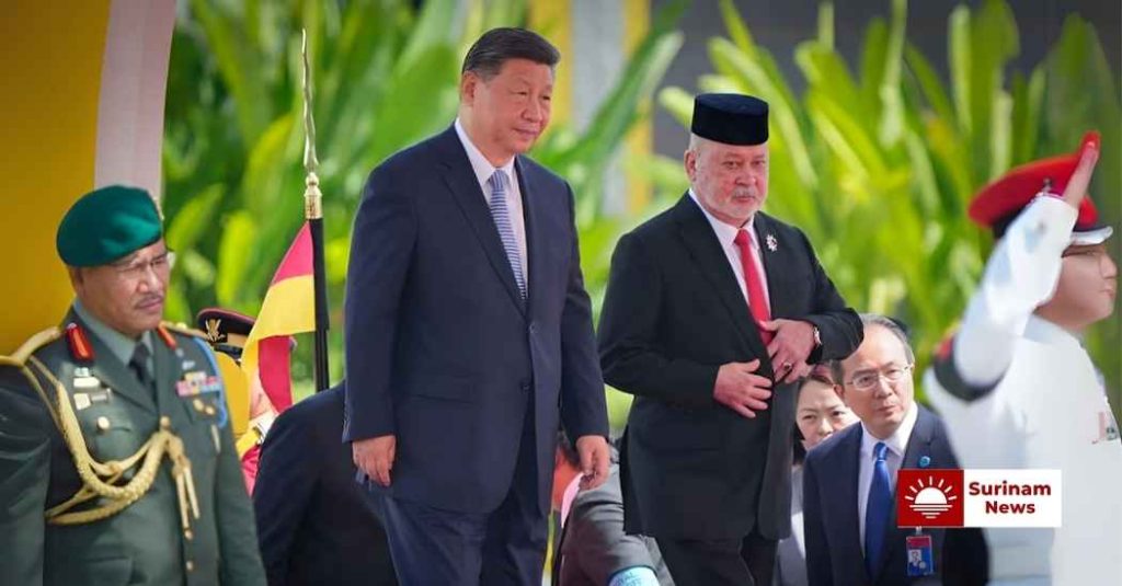 President Xi Jinping en premier Anwar Ibrahim tijdens bilaterale top in Maleisië