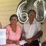 Diamanten huwelijksjubileum van Chandrikapersad en Radjkoemarie Chote-Bhatoe – 60 jaar liefde en toewijding