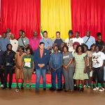 Presidentiële werkgroepen in Suriname versterken gemeenschappen door samenwerking en structurele buurtontwikkeling zonder politieke invloeden.