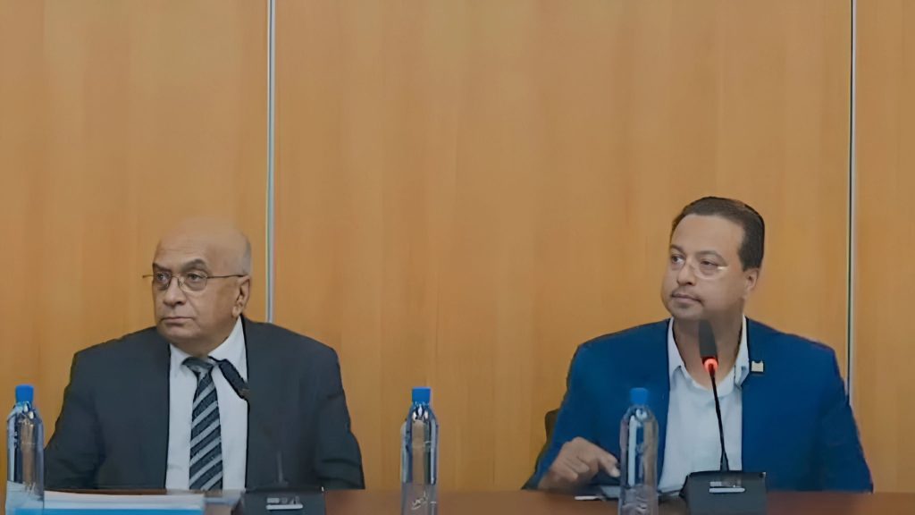 Rechter stopt wegenproject Van ’t Hogerhuysstraat; minister Nurmohamed reageert op uitspraak.