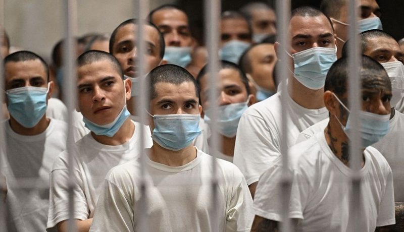 Amerikaans Hooggerechtshof stelt deportatie van Venezolanen uit