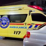 Bromfietser en voetganger gewond bij ongeval Indira Gandhiweg Suriname.