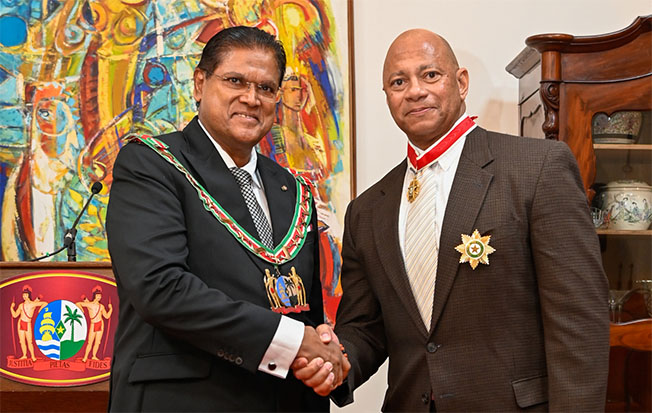Anthony Nesty en Surinaamse atleten geëerd
