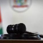 Rechter in Suriname beslist over eis van politieke partijen, benadrukt belang van vrije en eerlijke verkiezingen