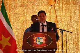 Stilletjes en onopgemerkt is in Suriname een derde gender geïntroduceerd.