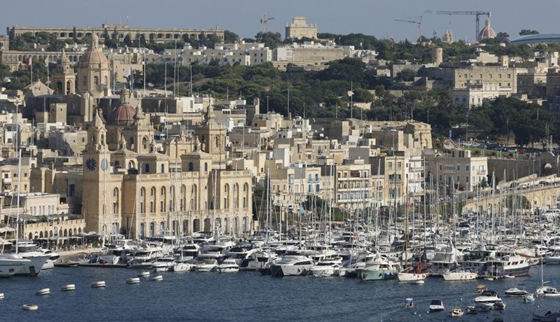Malta dient te stoppen met het verstrekken van – gouden paspoorten