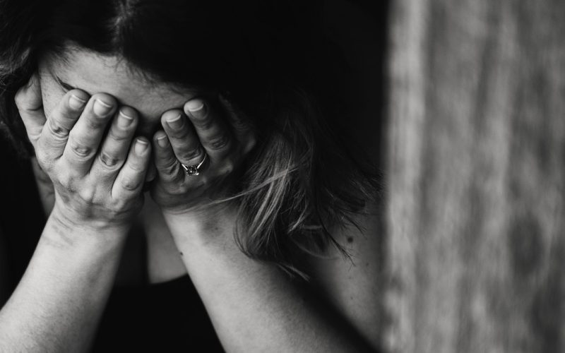 Miskraam bij jonge vrouw: geen indicatie van strafbaar gedrag