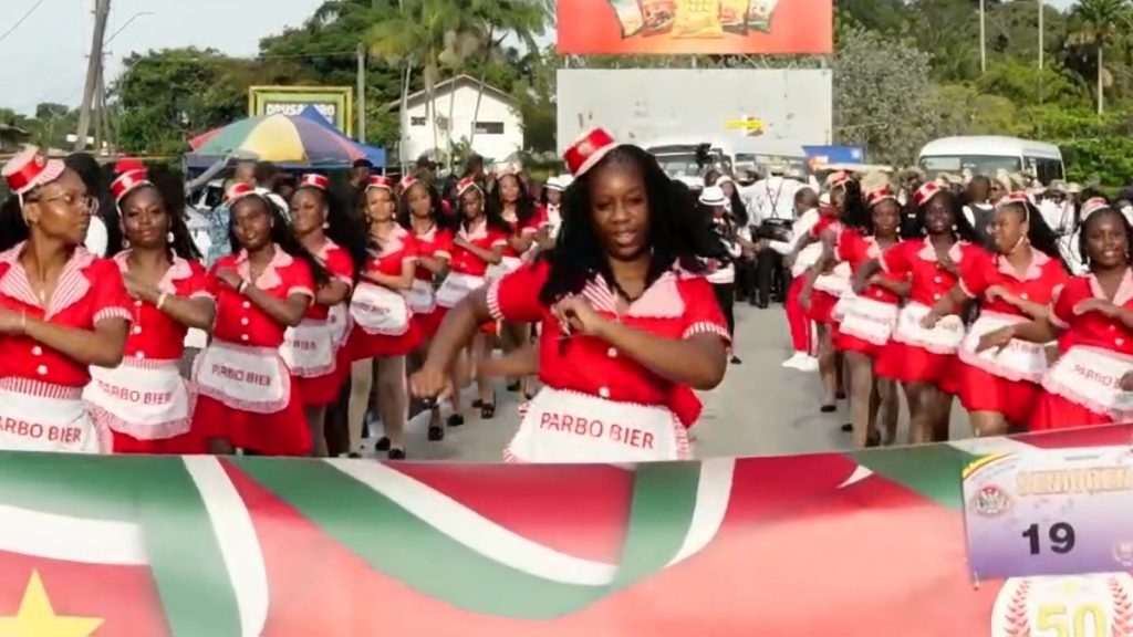 Parbo Crew viert overwinning op 60ste BVSS Avondvierdaagse in Paramaribo