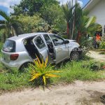 Eenzijdig verkeersongeval in Suriname: 69-jarige vrouw gewond