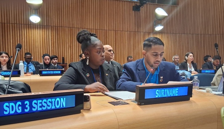 SDG-jeugdambassadeurs Suriname Drusilla Reinhard en Amrish Lalsa bij ECOSOC 2025 in New York
