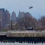 Helikopter stort neer in Hudsonrivier bij Manhattan; zes doden, waaronder drie kinderen.