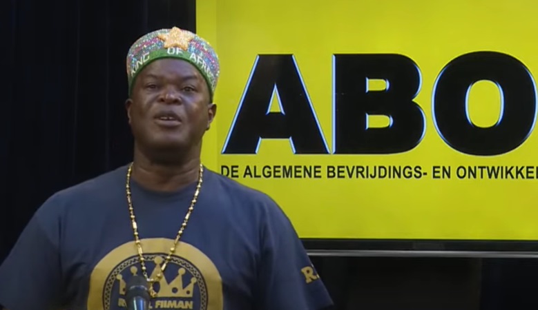 vp brunswijk kwaad op minister raghoebarsing