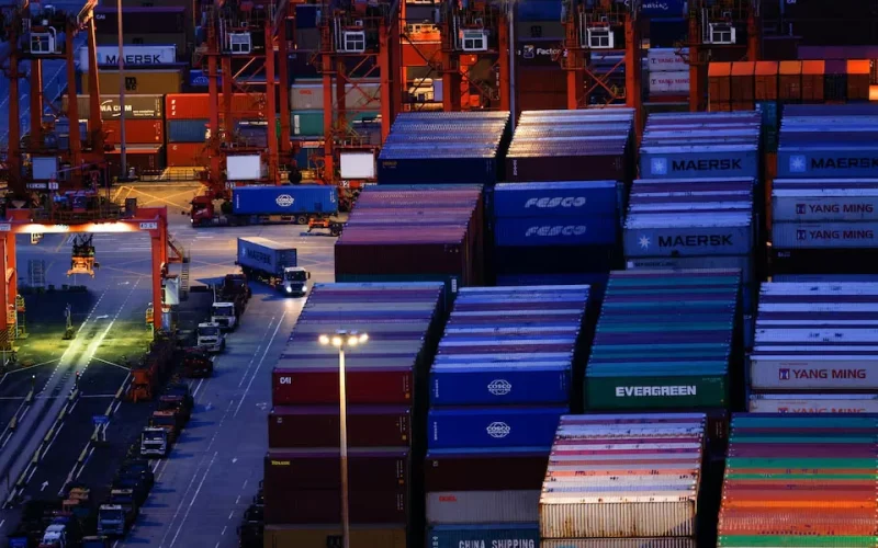 Wereldwijde markten stijgen na tarievenverlaging in de VS en China