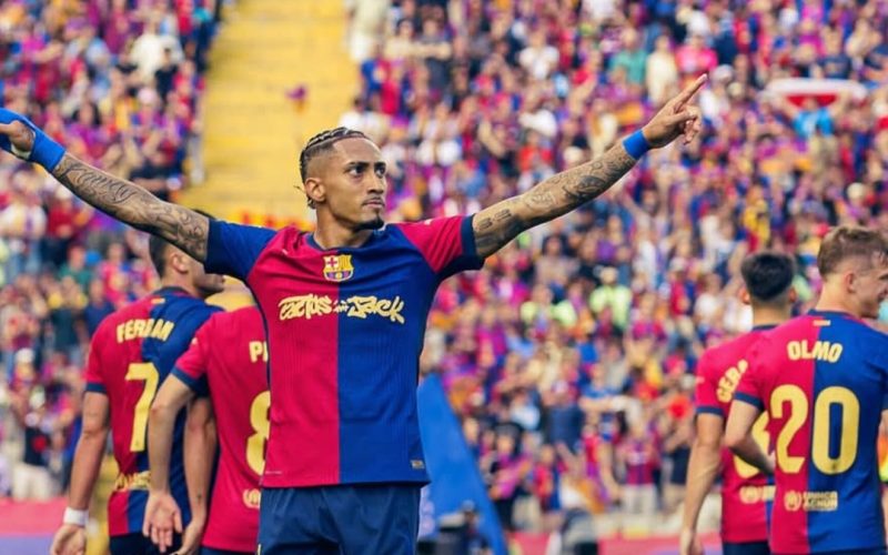 Barcelona vecht terug van een 0-2 achterstand tegen Real Madrid en wint met 4-3