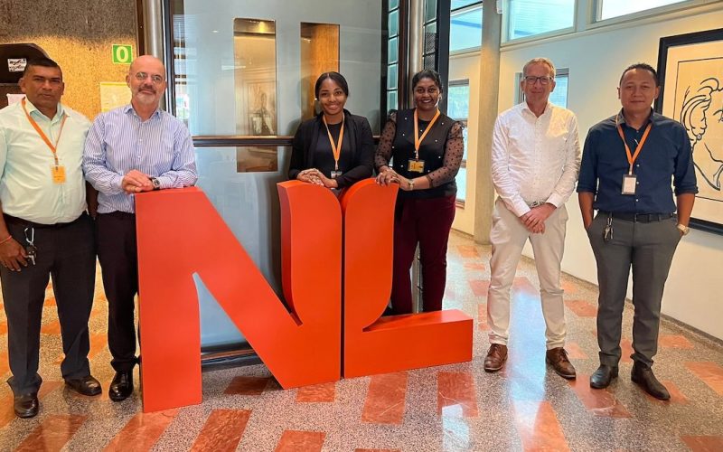 Belastingfunctionarissen uit Suriname op stage bij Nederlandse collega’s