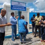 President Santokhi opent boosterstation Vredenburg voor verbeterde watervoorziening in Suriname