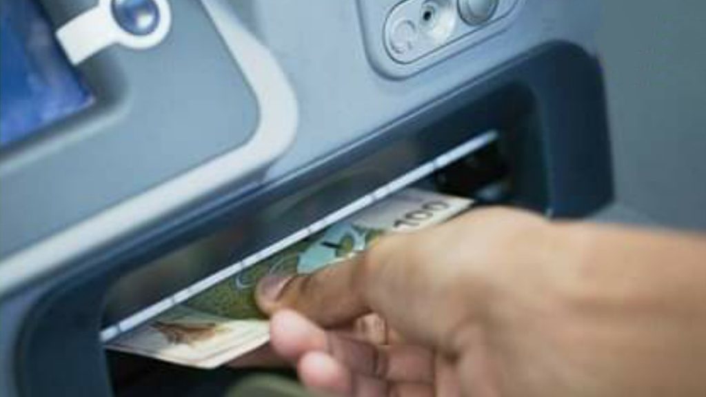 RGM en Finabank brengen bankdiensten naar Brokopondo en Pikin Saamaka voor meer financiële inclusie en economische groei.