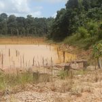 Milieuverdachte gearresteerd door ECU in Stuwmeergebied Suriname voor illegale vervuiling met zware metalen.