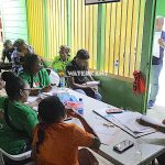 Stemmen tellen in Suriname tijdens de verkiezingen van 2025