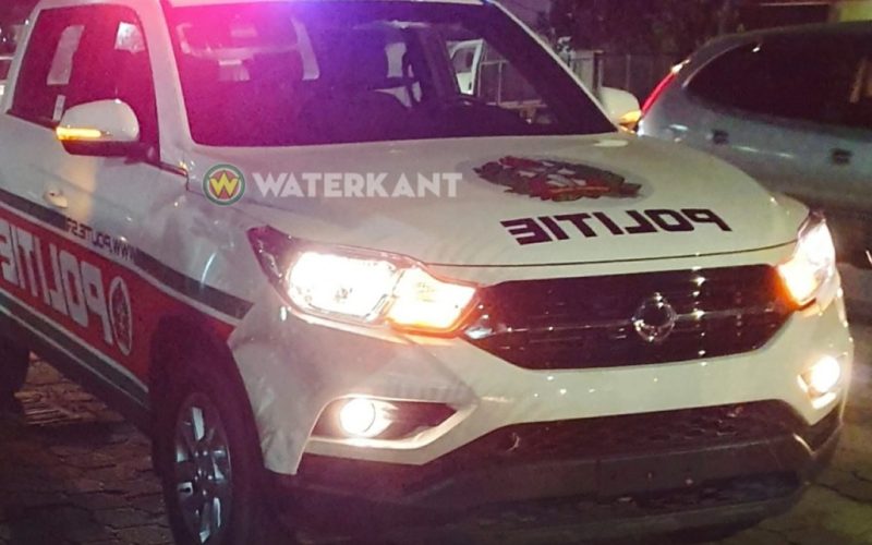 Oude man gearresteerd voor geweldpleging en bezit van een illegaal vuurwapen
