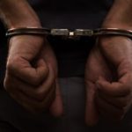 Arrestatie van L.D.: Identiteitsfraude en Misleiding Ontmaskerd