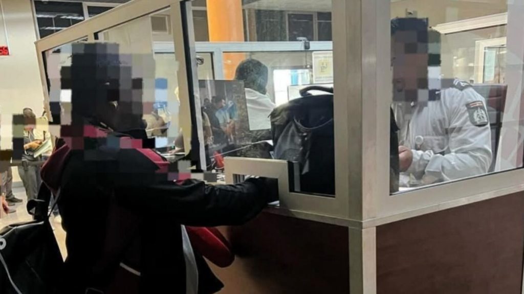 Vier gewapende mannen pleegden een overval bij Jong A Kiem in Suriname. Lees hier wat er gebeurde, wat de politie doet en hoe u kunt helpen bij het onderzoek.