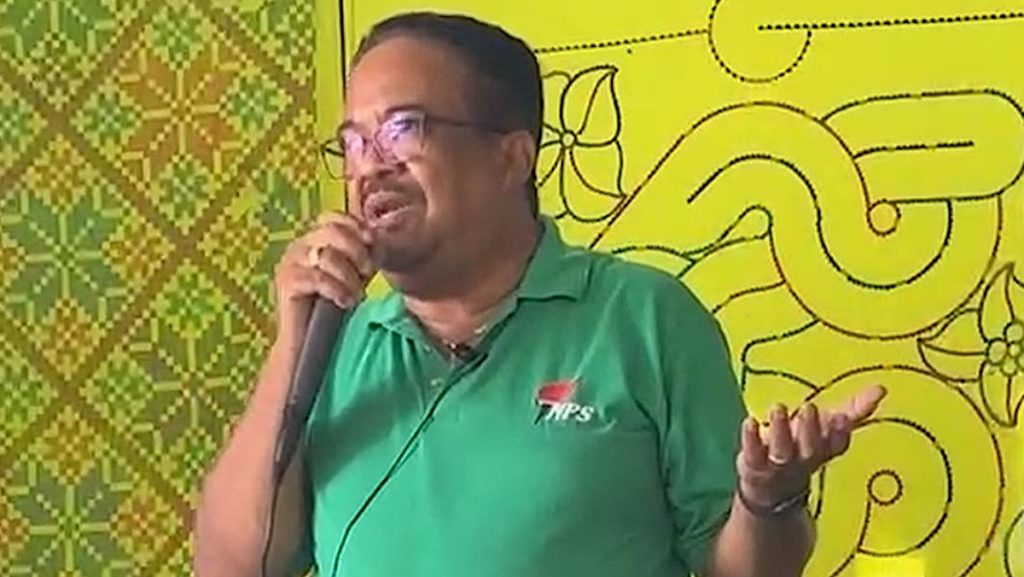 Gregory Rusland deelt zijn ervaringen over coalitievorming in Suriname. Lees hoe open communicatie en samenwerking bijdragen aan democratische versterking.