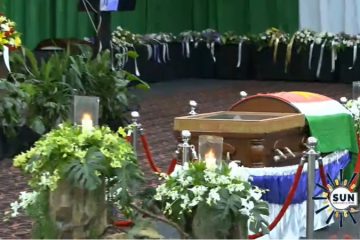 Uitvaartceremonie van ex-president Wijdenbosch gestart