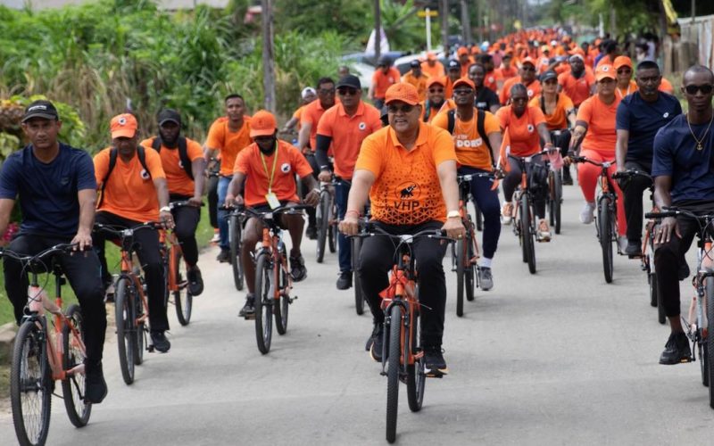 VHP blikt tevreden terug op de fietstocht met president Santokhi