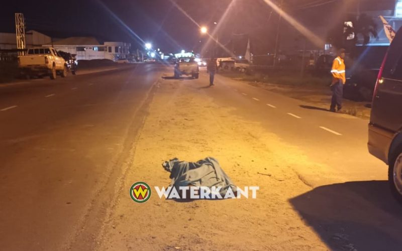 Voetganger overleden na aanrijding op Martin Luther Kingweg